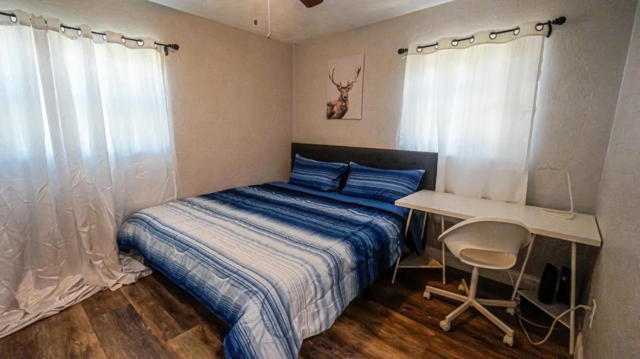 Elegant Cozy Oasis On A Traffic Free Street Villa Клиъруотър Екстериор снимка